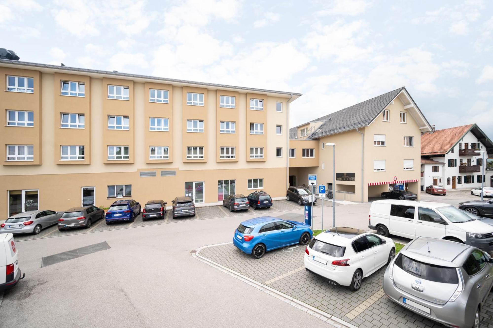 Snooze Apartments Holzkirchen  Exterior photo